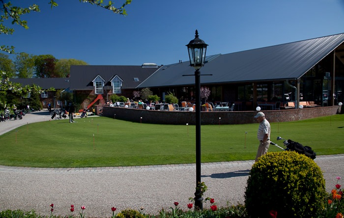 Golfpark Weidenhof &middot; Sehenswürdigkeiten &middot; Pinneberg | Bild 1/1 | Golfpark Weidenhof &middot; Foto: Golfpark Weidenhof