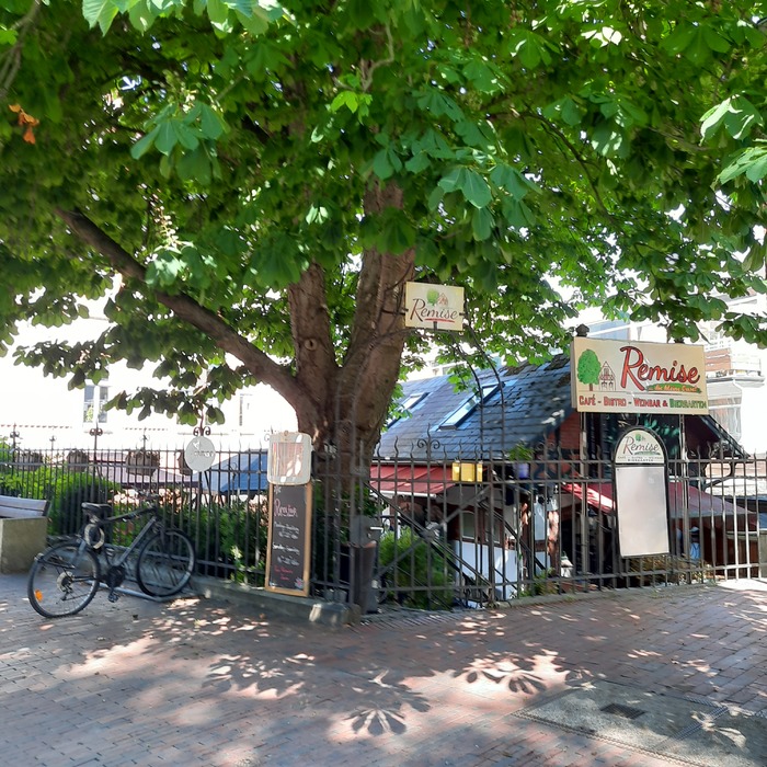 Remise Café und Weinstube · Untere Dingstätte · Pinneberg | Bild 1/1 · Foto: Stadtmarkting