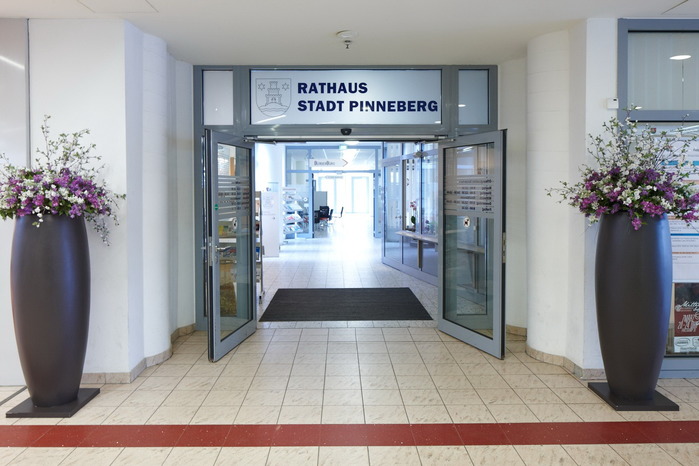 Rathaus Pinneberg - Bürgerbüro &middot; Rathauspassage &middot; Pinneberg | Bild 1/1 &middot; Foto: Thomas Lorenz