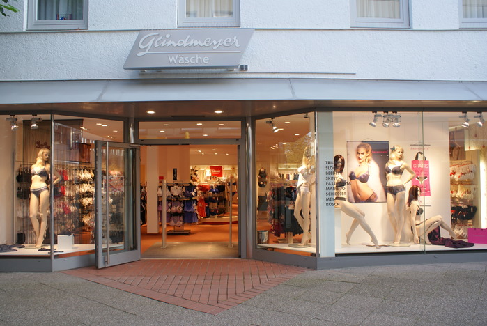 Glindmeyer-Wäschehaus &middot; Dingstätte &middot; Pinneberg | Bild 1/5 &middot; Foto: Firma Ernst Glindmeyer KG